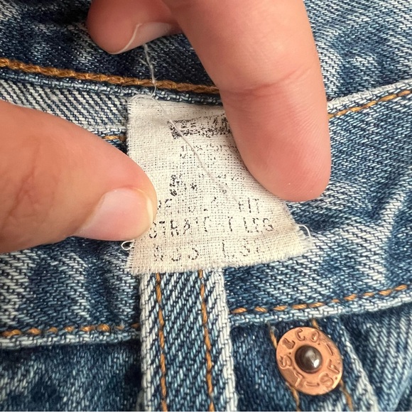 Vintage Levi's 505 Regular Fit Light Wash Jeans Waist 33 Length 32 - Picture 10 of 12